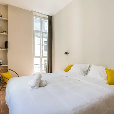 Welkeys - Richelieu Apartment Paris